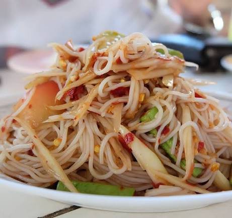 ຕຳໝາກຫຸ່ງ+ເຂົ້າປຸ້ນ